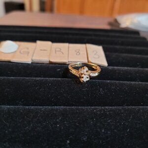 Item # GR83  10k Gold Marquise center and side Diamonds  ring size 7 set